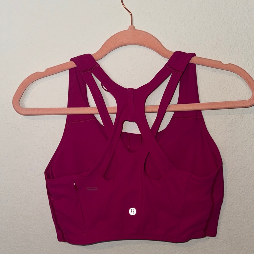 Lululemon Women's Pink Sports top with built in bra size 8 - Picture 3 of 7